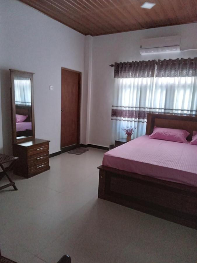 Bed and Breakfast Sky Bloom Homagama Экстерьер фото