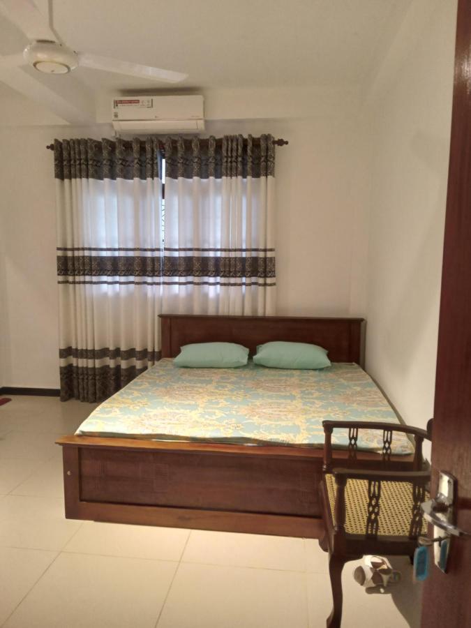 Bed and Breakfast Sky Bloom Homagama Экстерьер фото